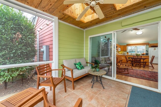 Building Photo - West Asheville Rental! Co-housing Development