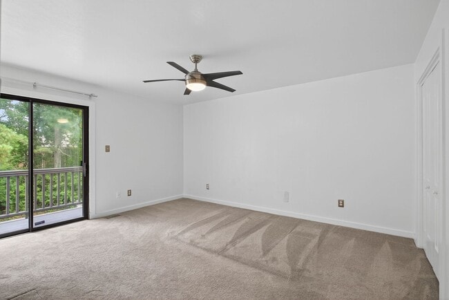 Building Photo - 119 Inland View Dr