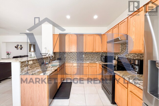 Building Photo - 4Bed/2Bath Furnished Home w/3 Car Garage! $399 MOVE-IN SPECIAL! Move-In Ready on 03/05/2026!