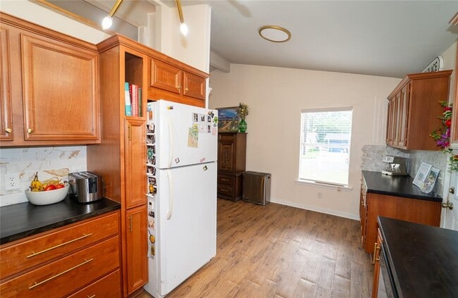 Building Photo - 5215 Overbrook Dr