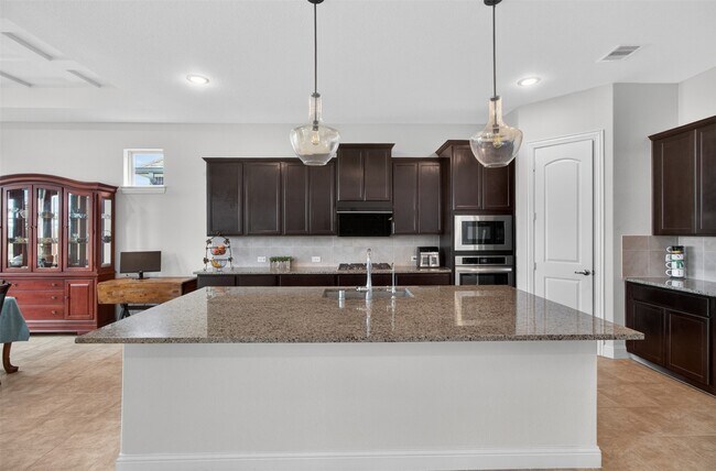 Building Photo - 6007 Marsh Lk Ct