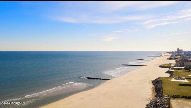 Building Photo - 666 Ocean Ave N