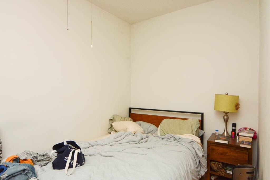 Building Photo - 1027 N Honore St