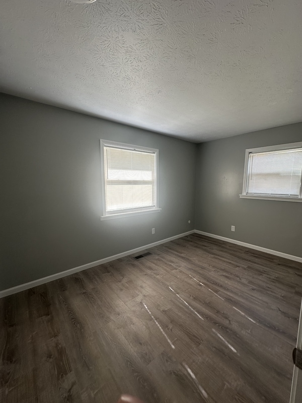 Building Photo - 186 Bernower Ave SW