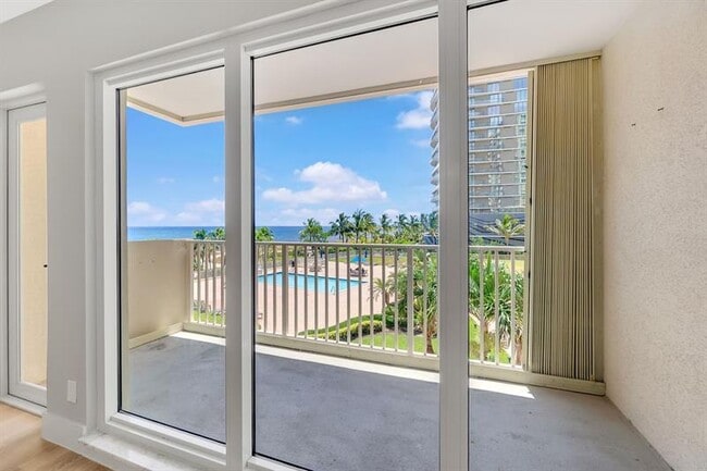Primary Photo - 750 N Ocean Blvd