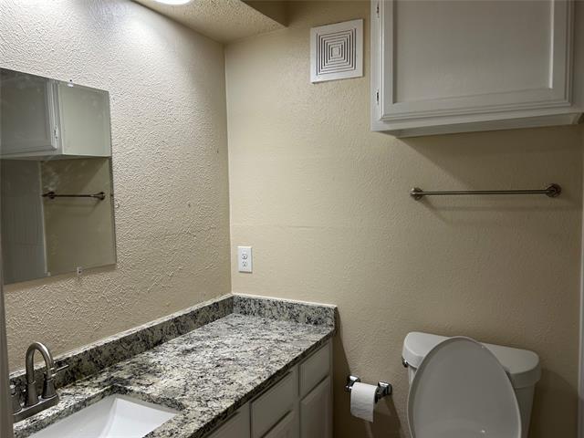 Building Photo - 4101 Esters Rd