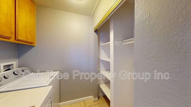 Building Photo - 2225 23rd Ave