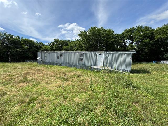 Building Photo - 204 W Tarrant St