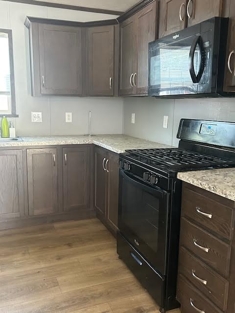 Building Photo - 315 Hunters Rill