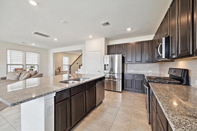 Building Photo - 17303 Rock Willow Ln