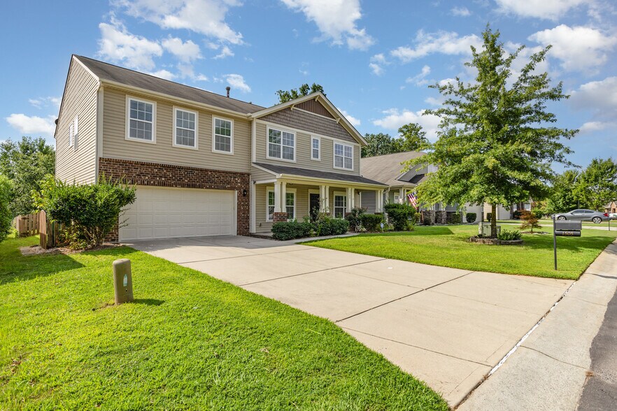 Building Photo - 1505 Yellow Daisy Dr