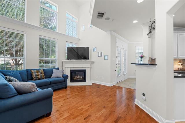 Building Photo - 4424 Honfleur Ct