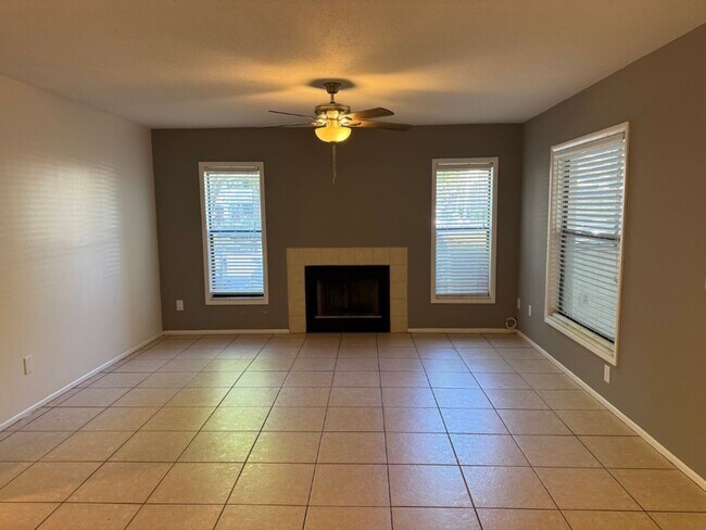 Building Photo - 3166 S Semoran Blvd