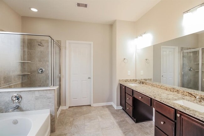 Building Photo - 4518 Mallory Creek Dr