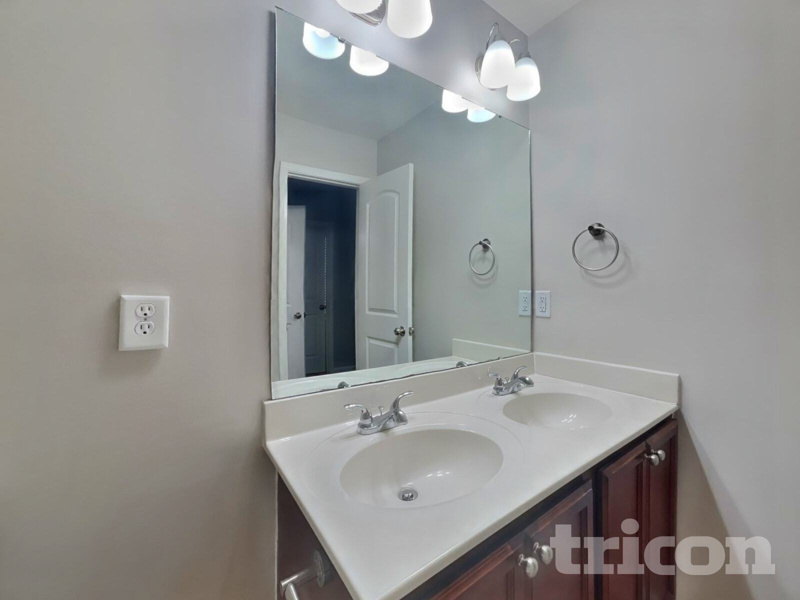 Building Photo - 325 Emilies Crossing Way