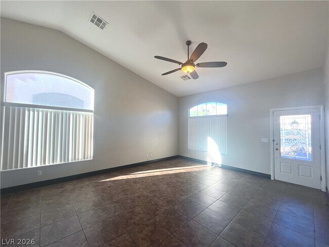 Building Photo - 1667 Tangerine Rose Dr