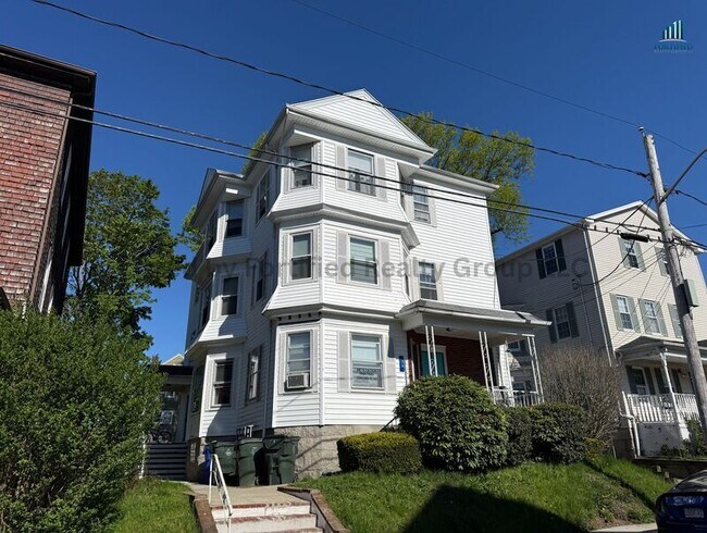 Building Photo - 76 Stetson St