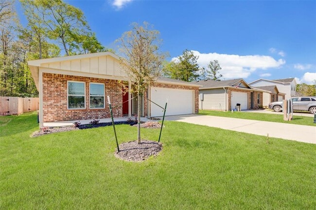 Building Photo - 10042 Cerritos dr