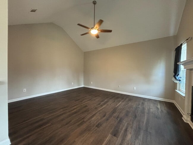 Building Photo - 4603 Brittany Dr