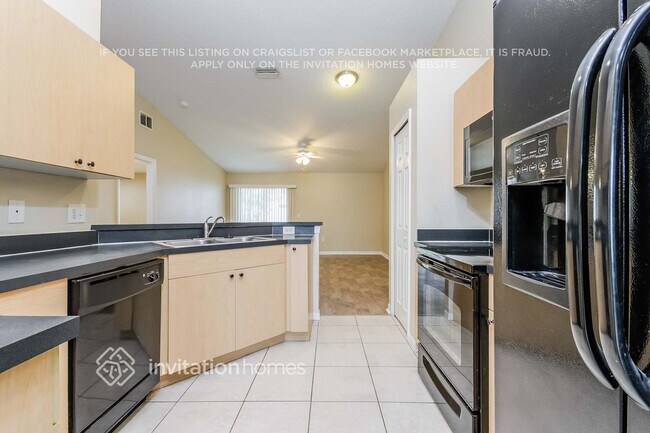 Building Photo - 620 Bluebill Ct