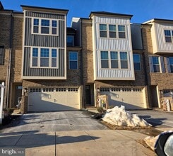 Building Photo - 1774 Ml Br Dr