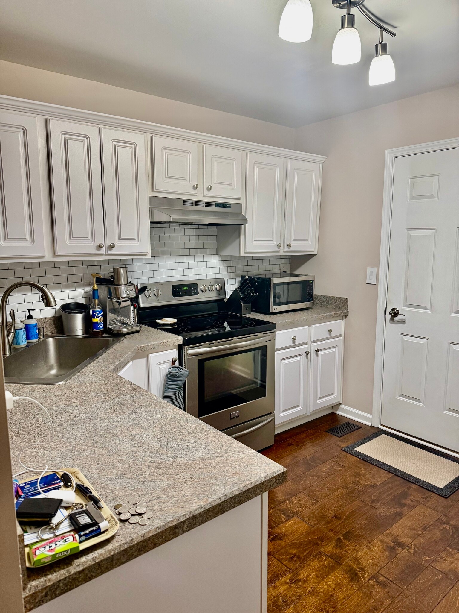 Building Photo - 3089 Wavecrest Way