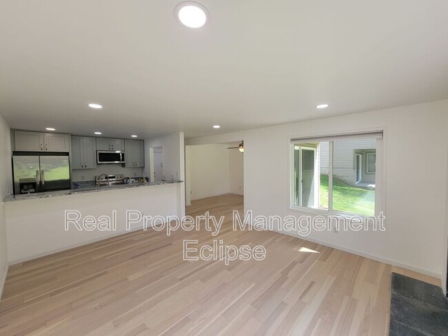 Building Photo - 4415 145th Ave NE