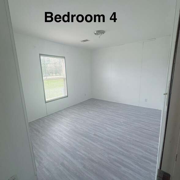 Bedroom 4 - 2436 Bay Lake Loop