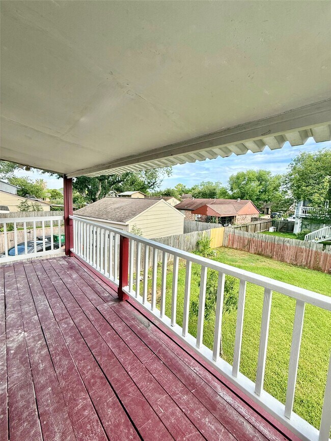 Building Photo - 12210 Cliffgate Dr