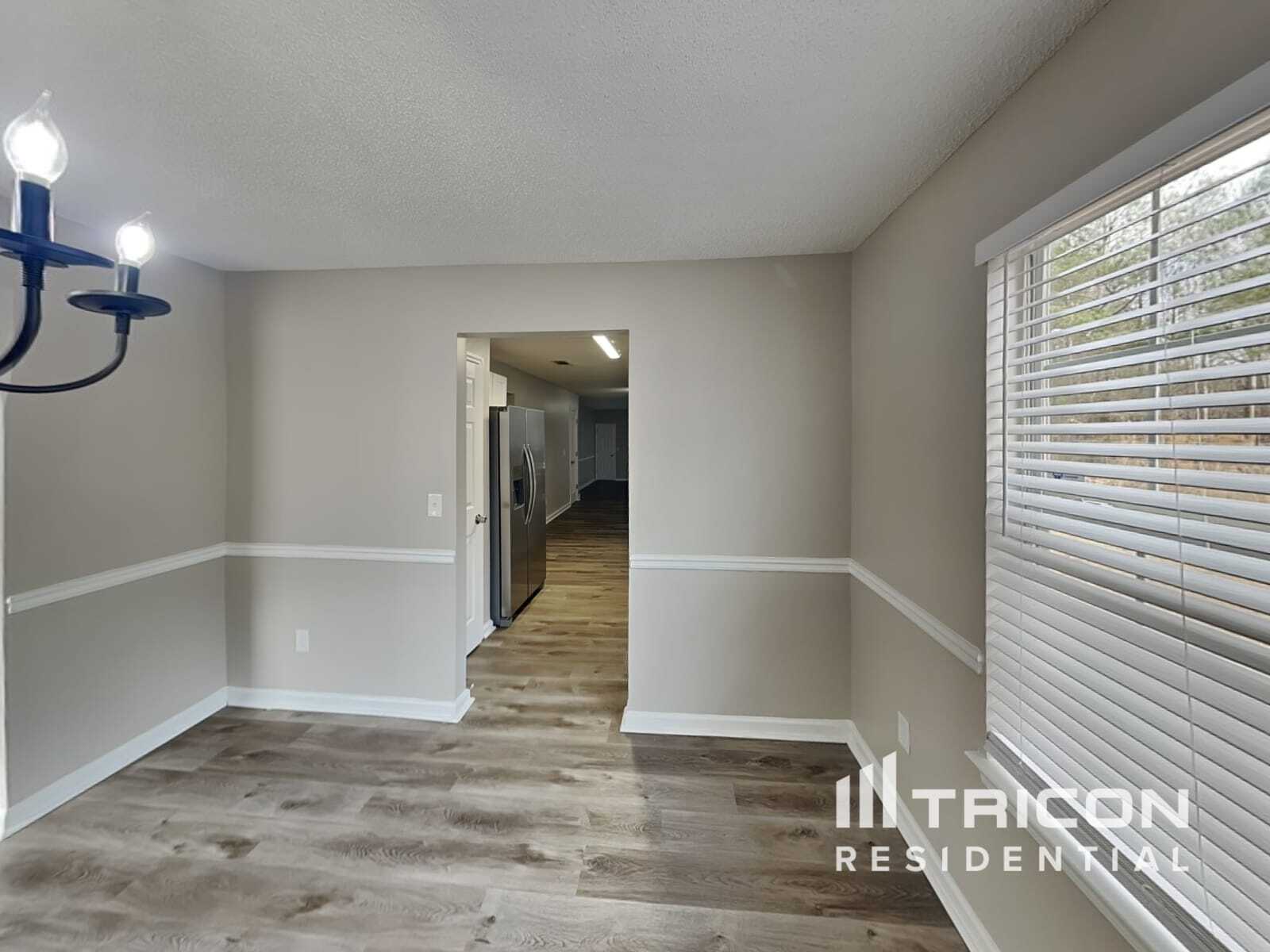 Building Photo - 413 Karli Ct