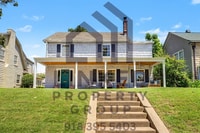 Building Photo - Beautiful Maple Ridge Home