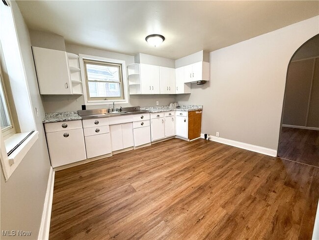 Building Photo - 1635 Goodyear Blvd