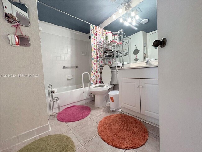 Building Photo - 929 Coral Club Dr