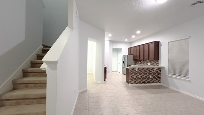 Building Photo - 1088 Avila Ln