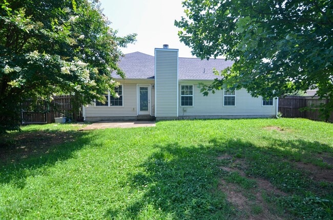 Building Photo - 1728 Odessa Ave