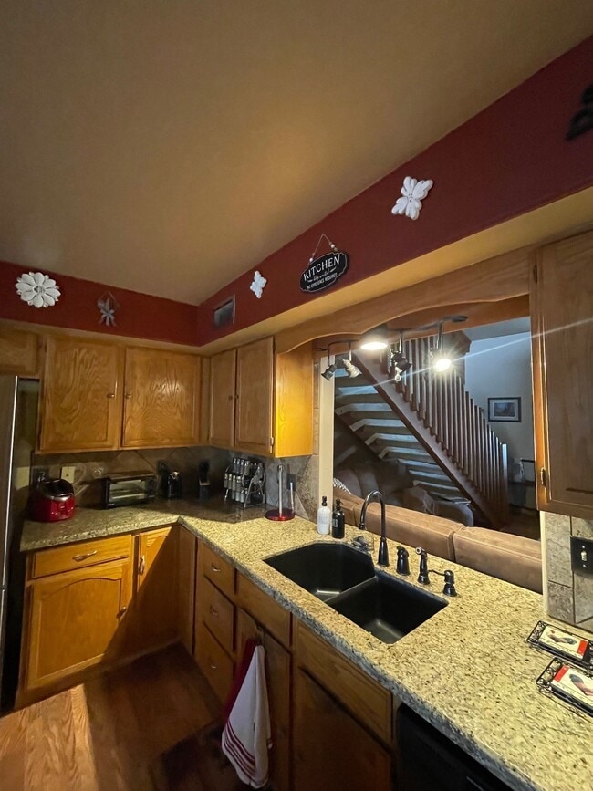 Building Photo - 4350 N Agua Fria Dr