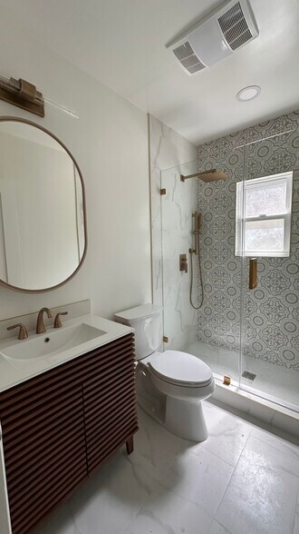 Bathroom - 3351 Hamilton Way