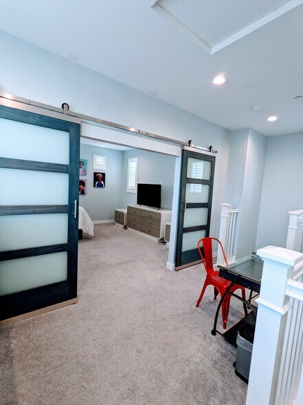 Level 3 Bedroom 5 - 577 Daniel Freeman Cir