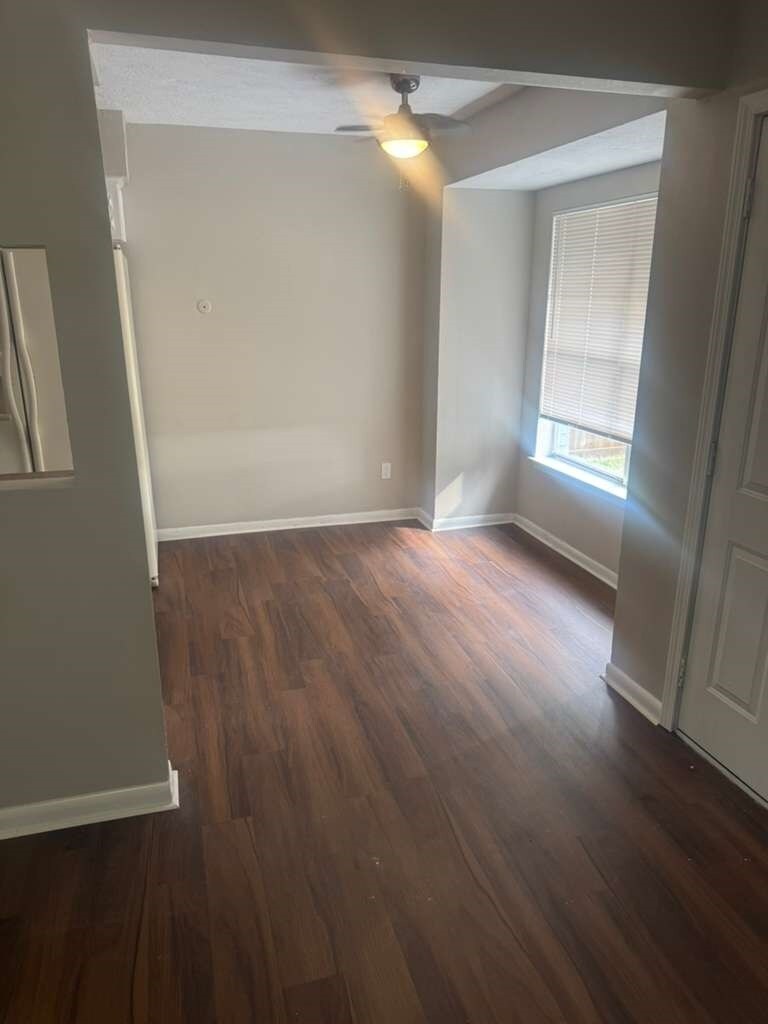 Building Photo - 3120 Royal St