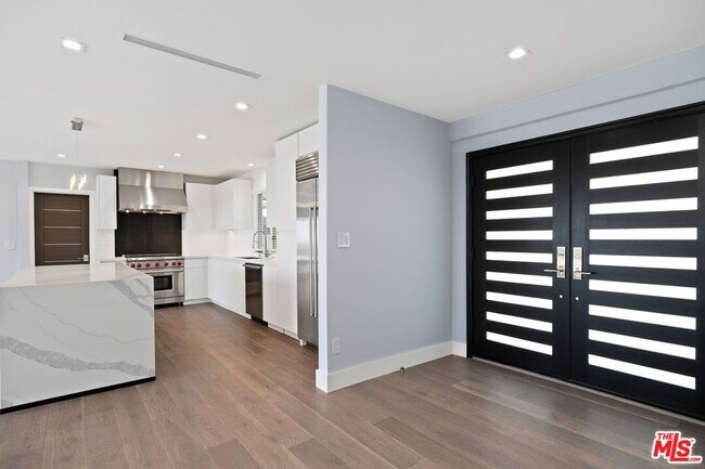 Building Photo - 1256 Stradella Rd