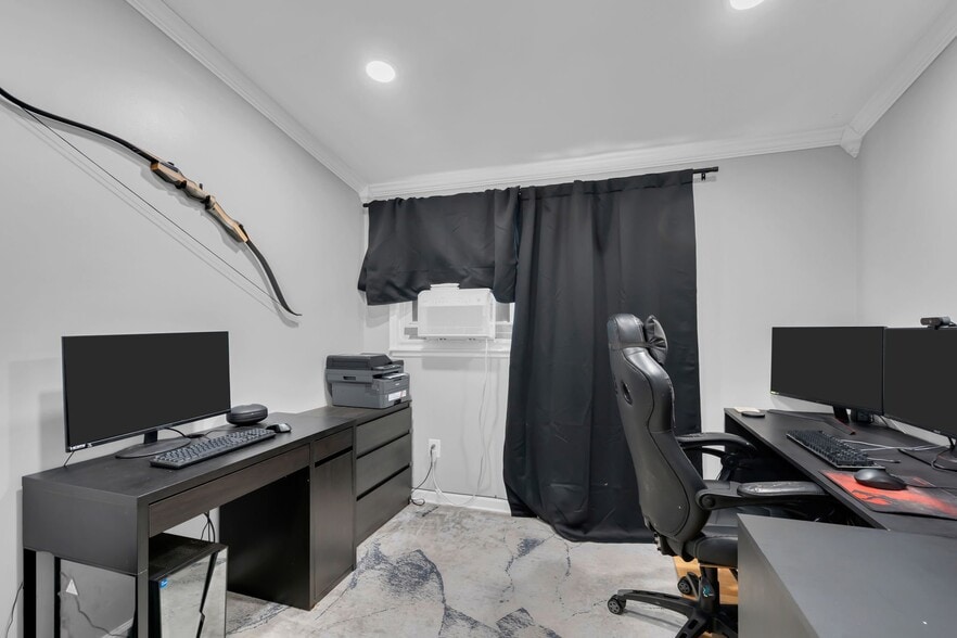 Building Photo - 56 Grace Dr