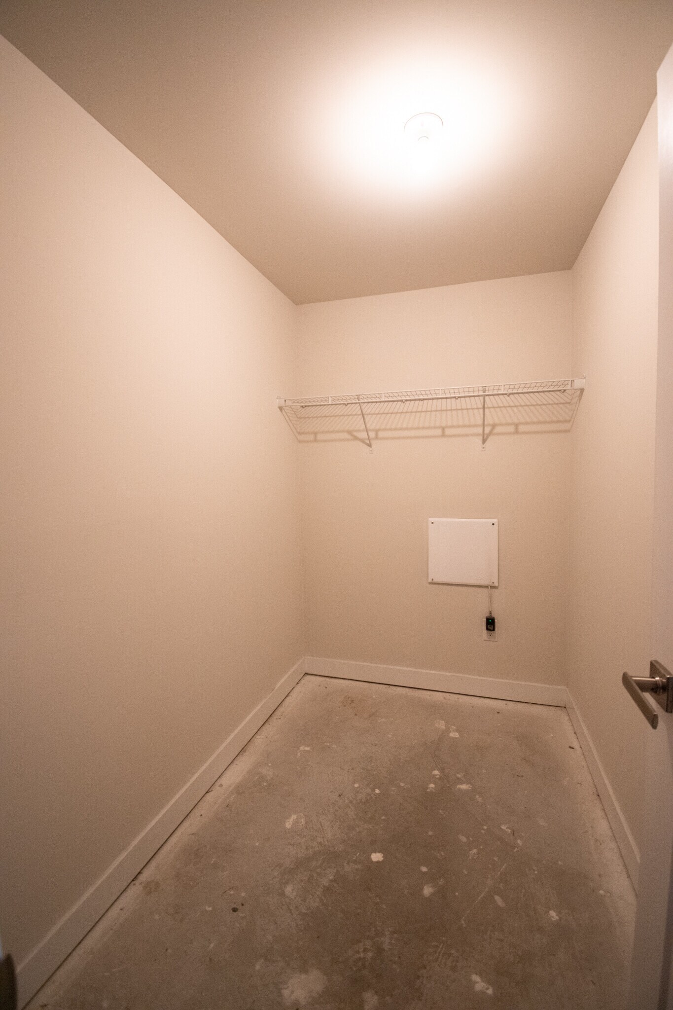 Utility room - 914 Avast Way