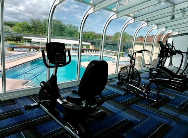 Building Photo - 5438 Verona Dr