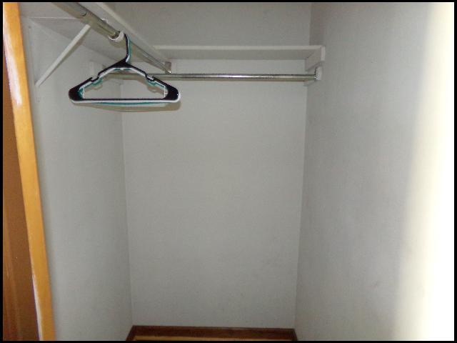 Building Photo - 19 Fox Run Cir