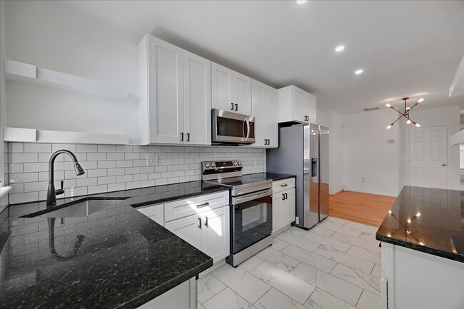 Building Photo - 1936 Druid Hill Ave