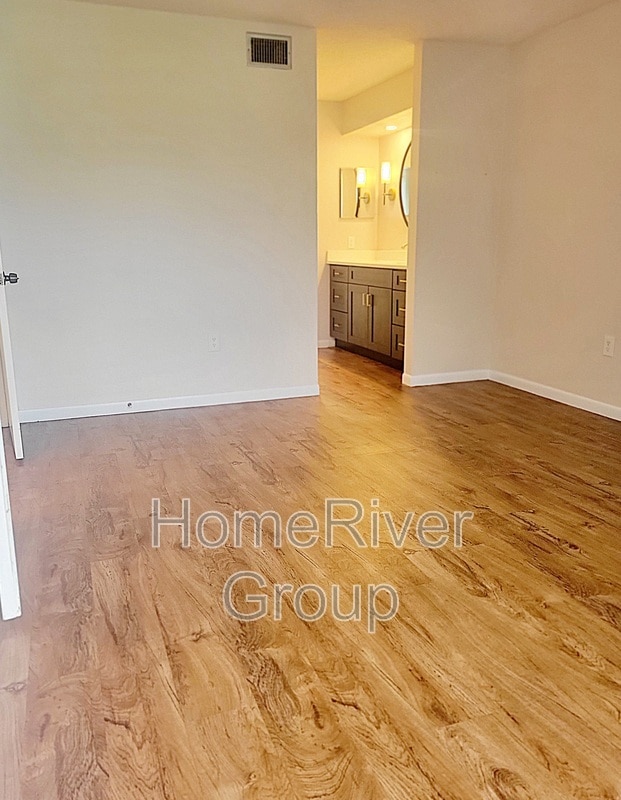 Building Photo - 1338 Stearman Ct