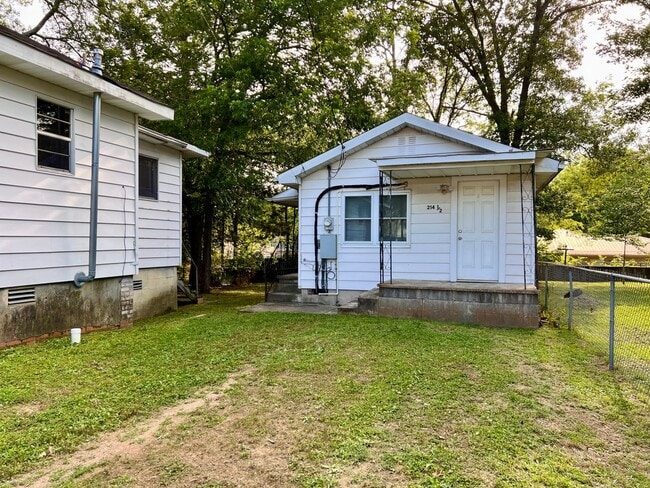 Building Photo - Home for Rent in Hot Springs!