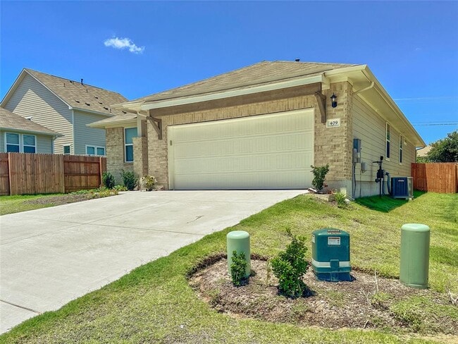 Building Photo - 409 Palo Brea Lp