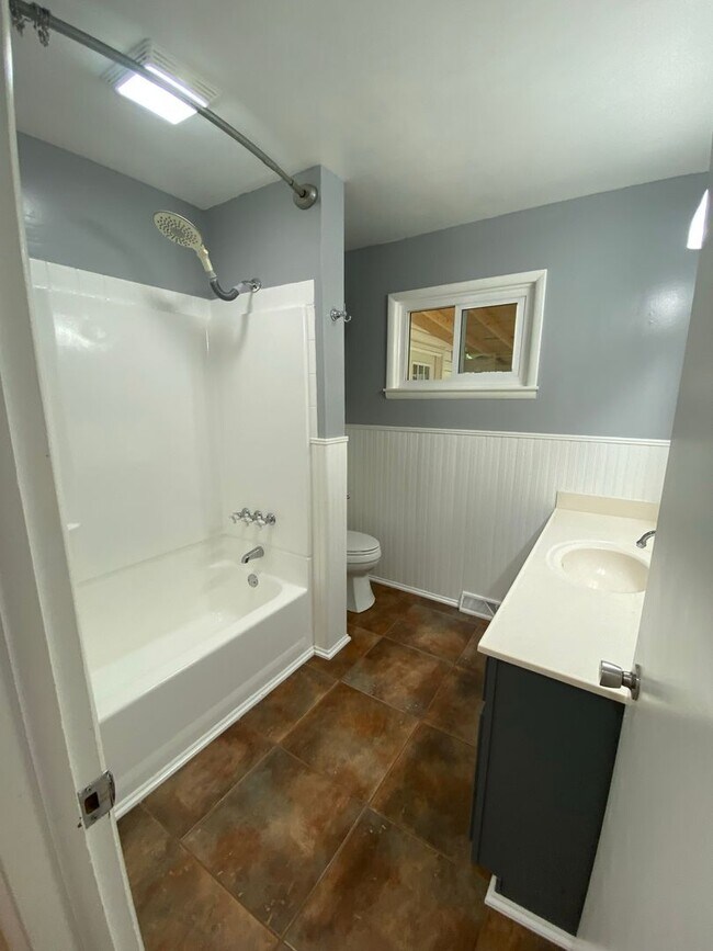 Building Photo - 2663 E Stanford St