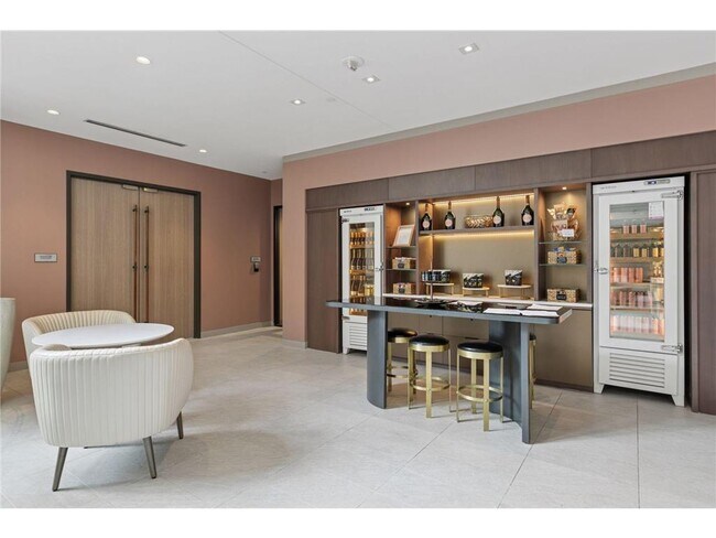 Building Photo - 201 S 11th St